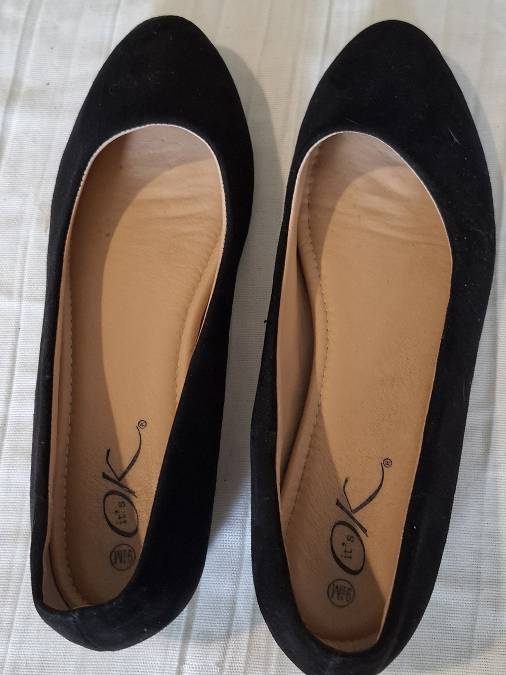 It's OK Black Suede Round-Toe Ballet Flats